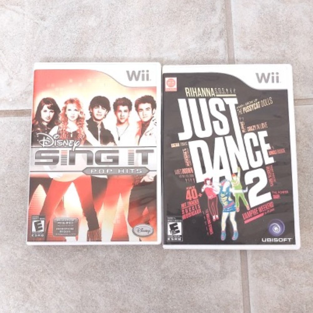 WII Disney Sing It and Just Dance 2 Games